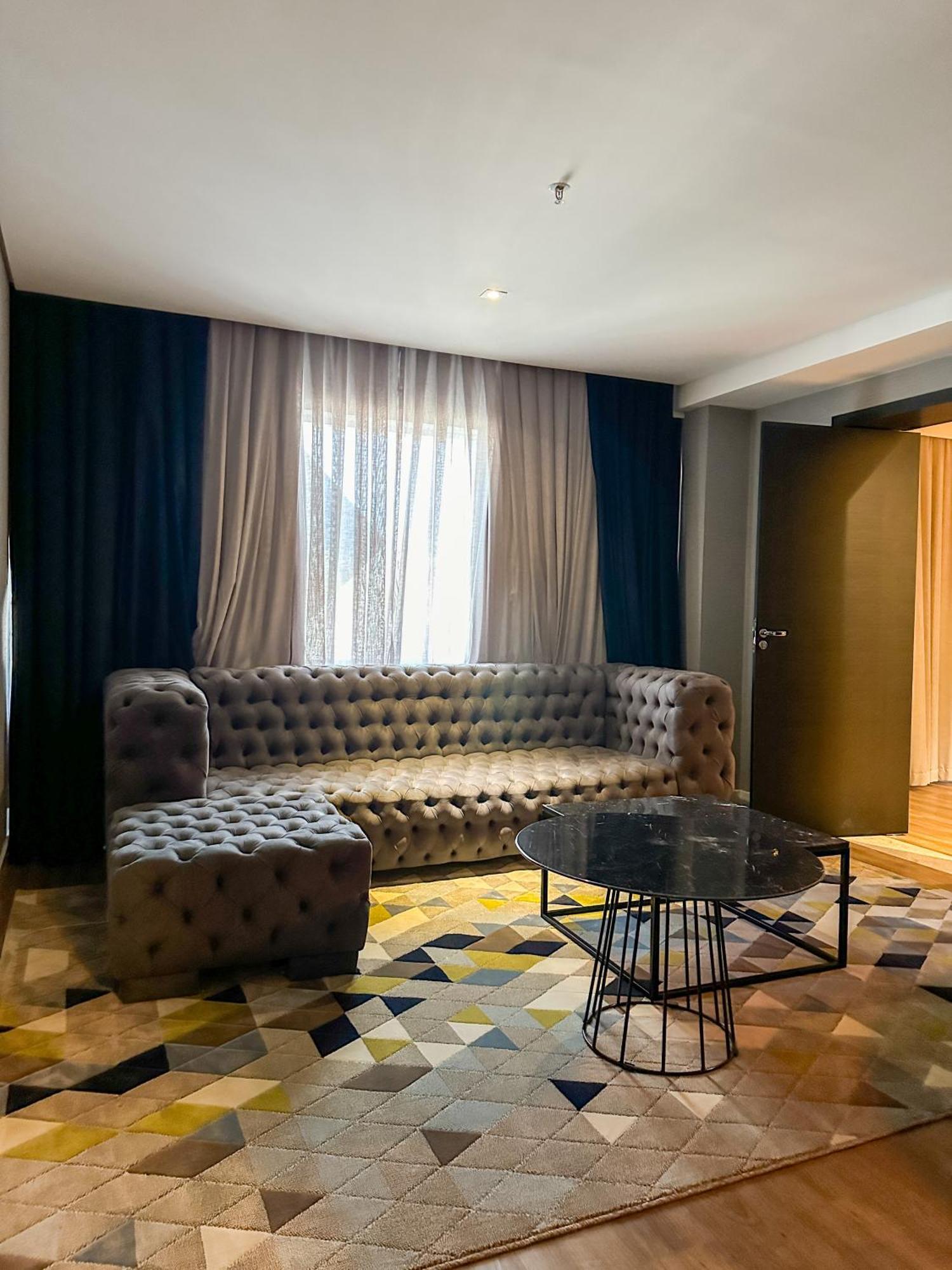 Qs Marista Hotel By Atlas Goiania Luaran gambar